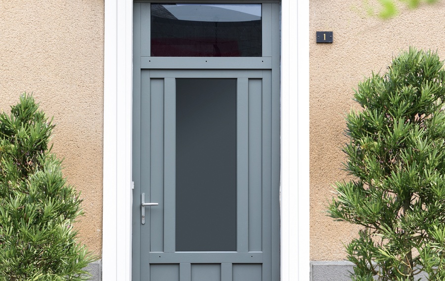 Notre gamme de porte d'entrée en BOIS CLASSIQUE et CREATIVE CONTEMPORAINE à ROUEN